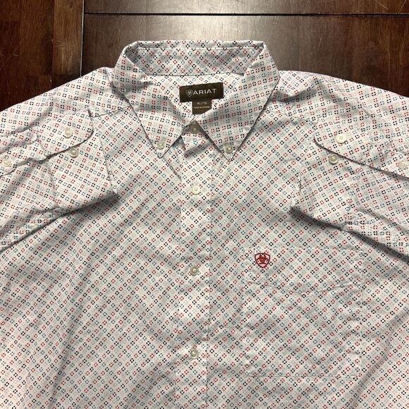 Ariat Sausalito Print Classic Fit Button Shirt Ranch Farm Western Cowboy - Picture 1 of 10